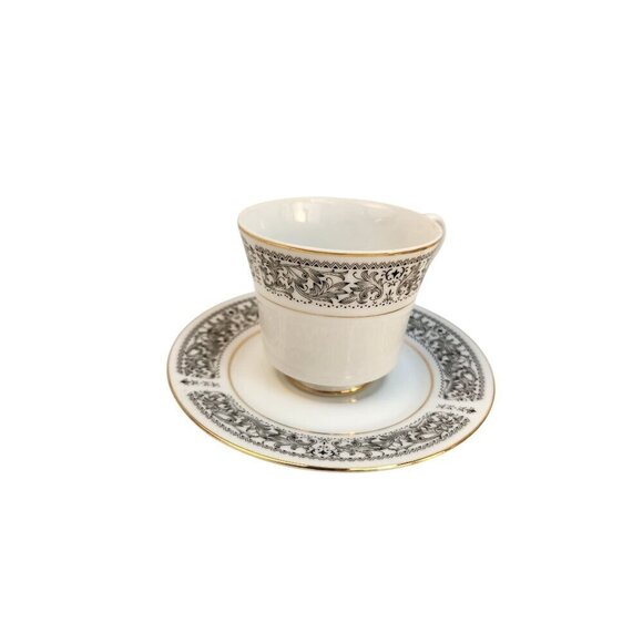 2 Royal Wentworth Ambassador Japan Fine China 8692 Tea Cup & Saucer Sets - Picture 10 of 10